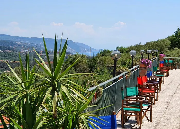 Farmház Monte Acuto - Natura, Mare & Relax In Piscina Toirano