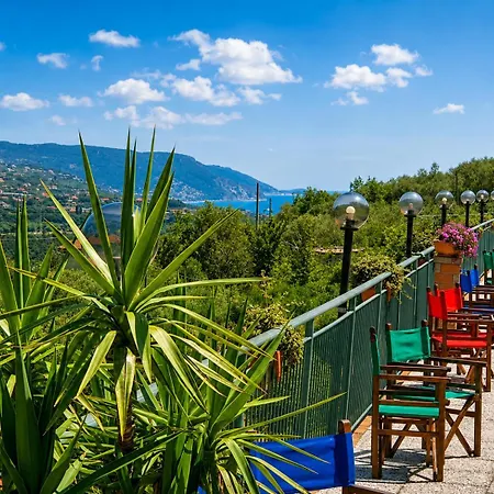 Alojamento de Turismo Rural Monte Acuto - Natura, Mare & Relax In Piscina